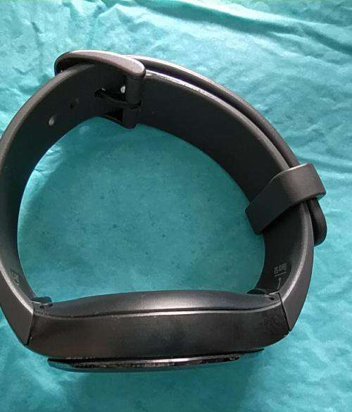 Samsung Gear S2 Smartwatch in Dark Gray