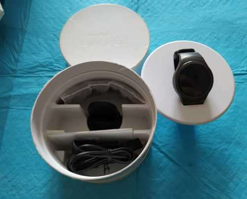 Samsung Gear S2 Smartwatch in Dark Gray