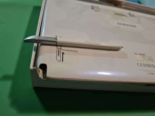 Samsung Galaxy Note 10.1 Tablet 3G and Wi Fi  - 32GB White - GT-N8000