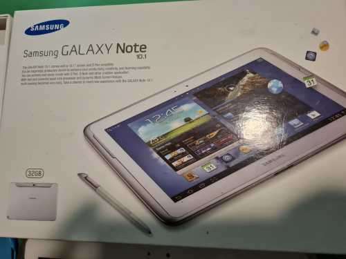 Samsung Galaxy Note 10.1 Tablet 3G and Wi Fi  - 32GB White - GT-N8000