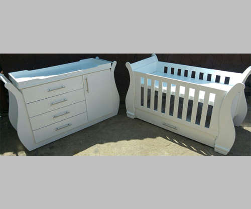 Nursery Baby Cot and Compactum