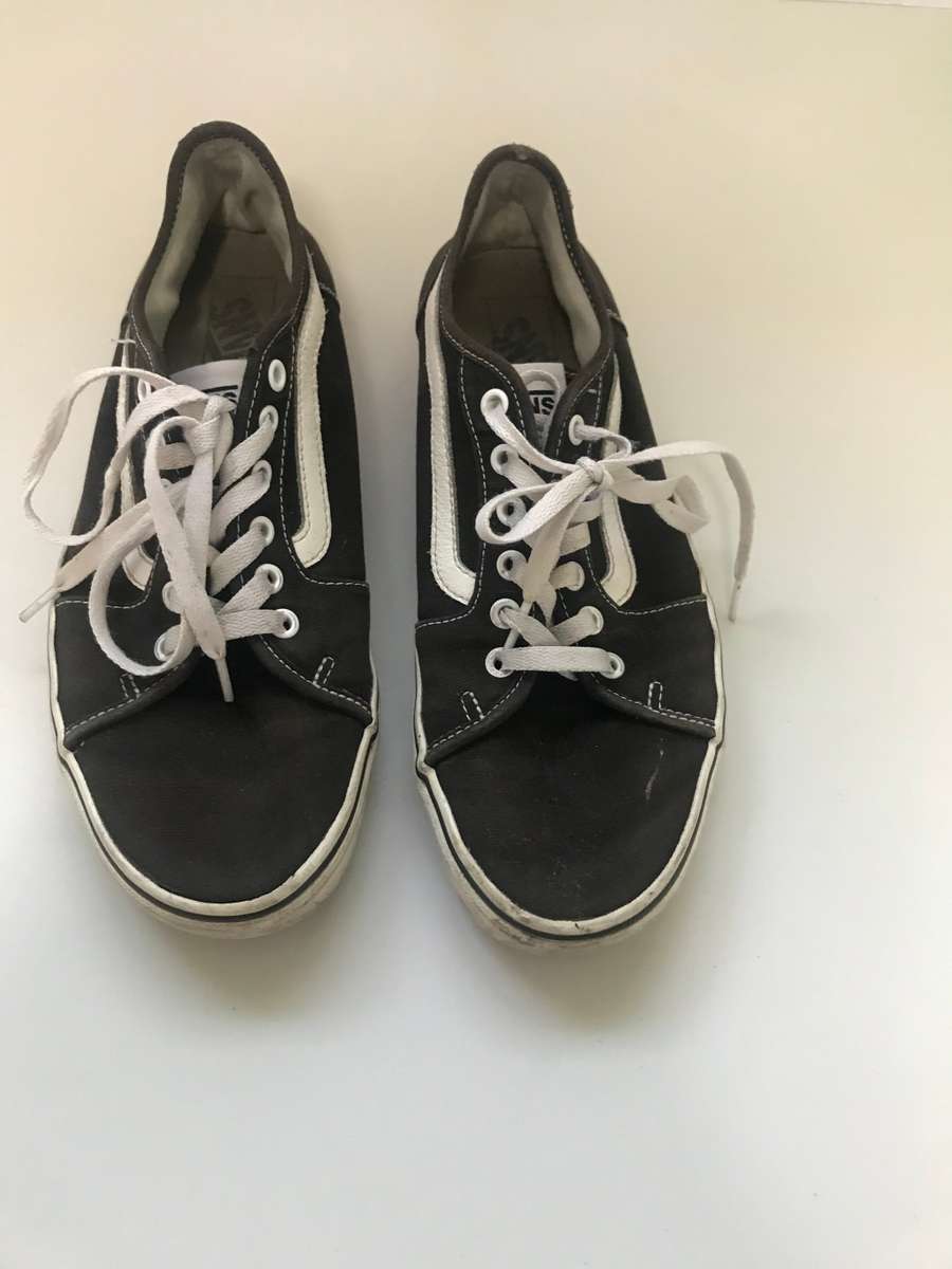 Vans Sneakers black size 9 pre owned
