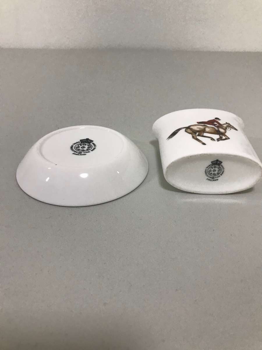 Royal Worcester Toothpick and small plate Fine bone china 20th century set of