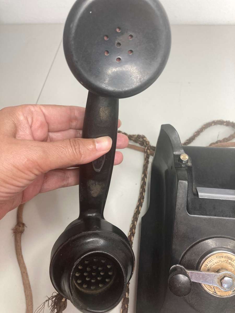 Antique collectable Old slinger  telephone Make Ericsson England