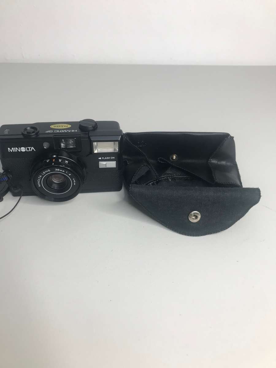 Minolta Hi Matic GF Film Camera Flash with Leather Case