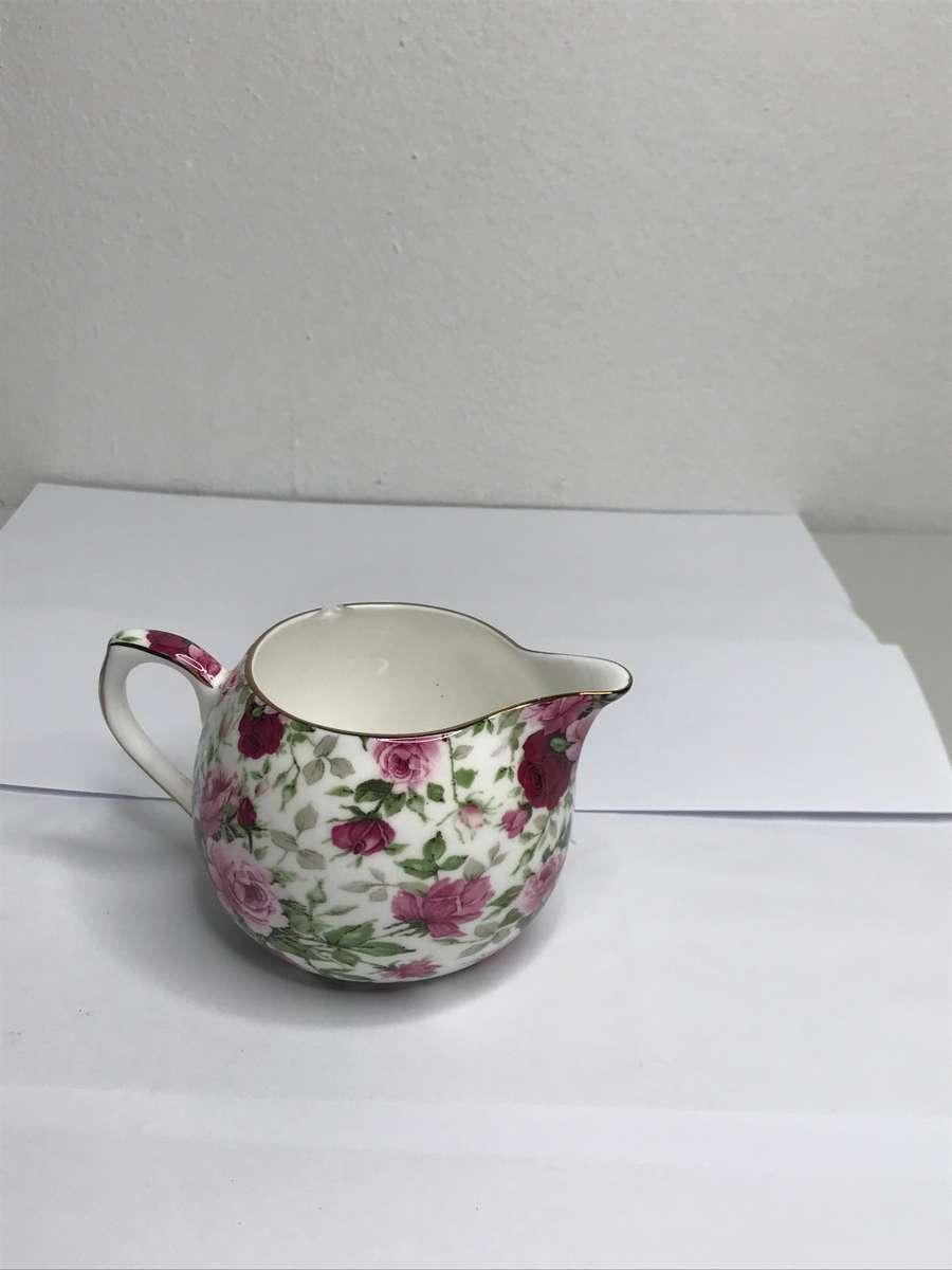 Maxwell Williams tea set