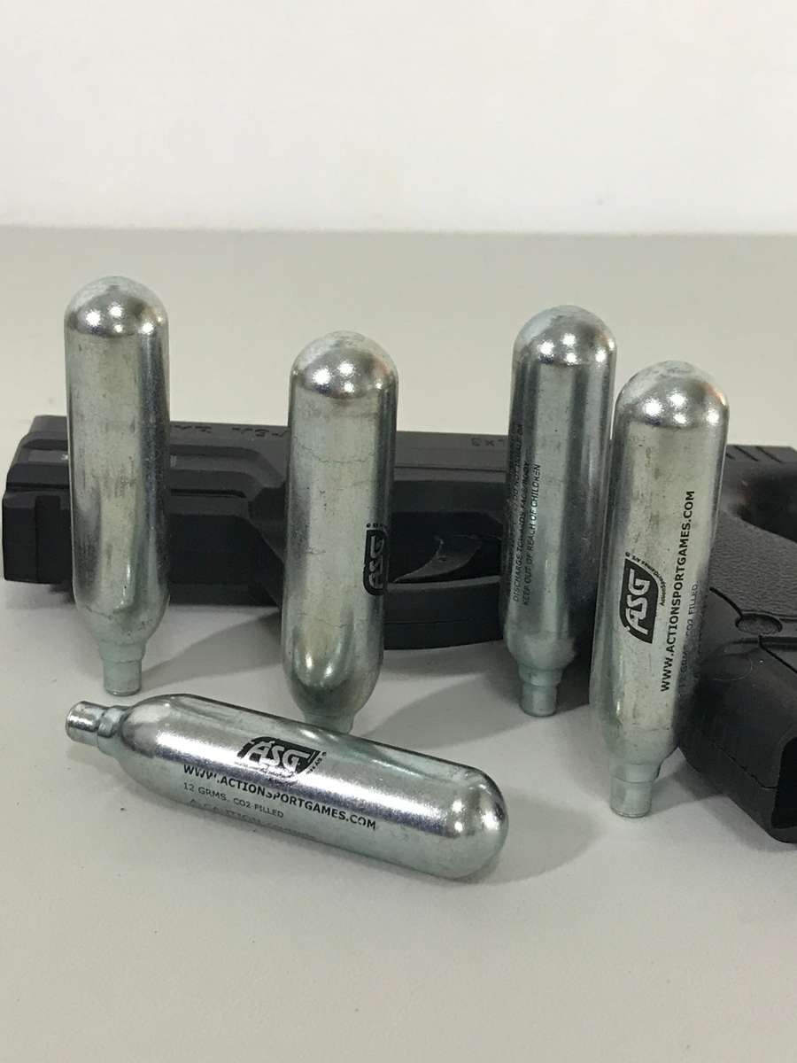 Gas Air Pistol M9-A1 Steyer with gas bottles and iron pellets balls