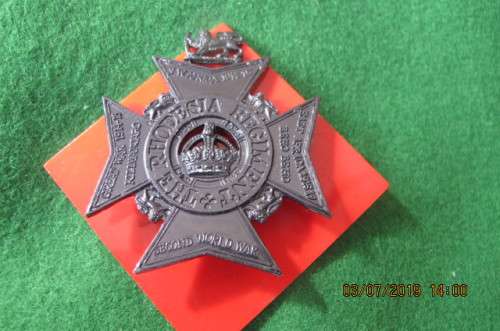 RHODESIA - BUSH WAR - RHODESIA REGIMENT CAP BADGE