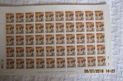 RHODESIA,- OVER 200 FULL SHEETS MINT & USED (C.T.O)