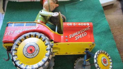 G.I. JOE AND HIS JOUNCING JEEP - VINTAGE TIN PLATE TOY - SUPERB CONDITION - WWII - 4-11-44 - WORKING