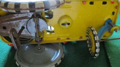 G.I. JOE AND HIS JOUNCING JEEP - VINTAGE TIN PLATE TOY - SUPERB CONDITION - WWII - 4-11-44 - WORKING