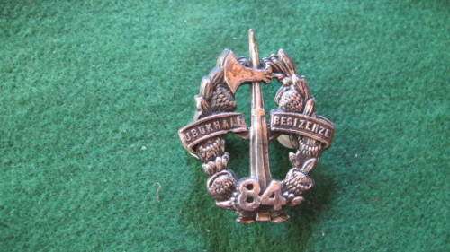 SOUTH  AFRICA - BORDER WAR - 84 MOTORISED BRIGADE HQ UNIT CAP BADGE