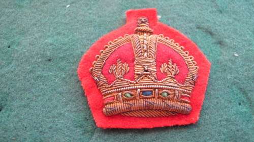RHODESIA - WWII & LATER RHODESIA STAFF & GENERAL SERVICE CORPS LARGE CROWN
