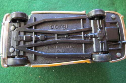 CORGI 50,S CLASSICS -1956 MERCEDES 300SC  BOXED - MADE IN GREAT BRITAIN - NEVER PLAYED WITH