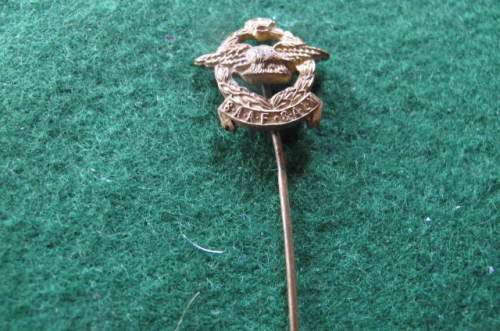 SOUTH  AFRICA - WWII  - SOUTH AFRICAN AIR FORCE SWEETHEART PIN