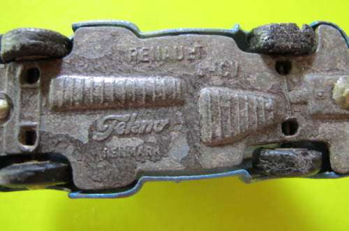 MODEL AUTOMOBILES - VINTAGE TEKNO RENAULT CAR