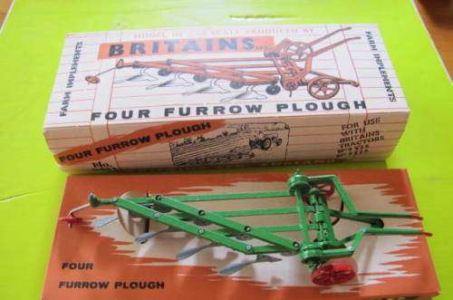 MODELS - FOUR FURROW PLOW - BRITAINS - BOXED