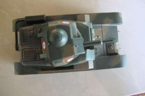 SOLIDO - NUMBER 233 - RENAULT 35 TANK BOXED NEVER PLAYED