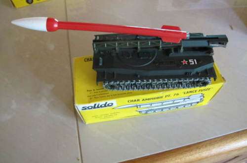 SOLIDO - NUMBER 218 - CHAR AMPHIBIE PT. 76 TANK BOXED NEVER PLAYED