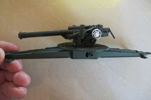 SOLIDO - NUMBER 204 -  CANON DE FORTERESSE ET ANTIAERIEN DE 105 MM  BOXED NEVER PLAYED