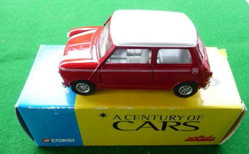 CORGI - SOLIDO - BOXED MINT AUSTIN MINI COOPER AAM8570