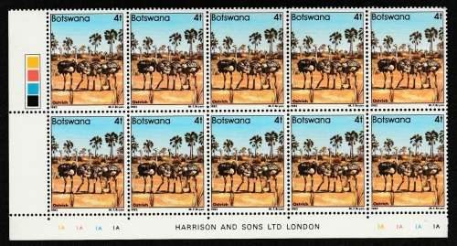 Botswana 1982 Birds Definitive 4T Cylinder blocks 1A/1B of 10 with Imprint Unmounted Mint SG 518