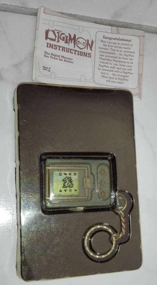 Bandai Digimon 1996 Unused in original Box R1000+