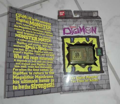 Bandai Digimon 1996 Unused in original Box R1000+