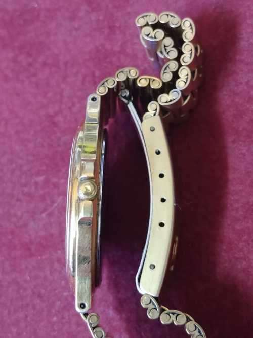 Tissot Seastar Quartz Watch