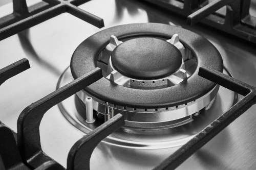 Zooltro 5 burners Stainless Steel Gas Hob Cooktop  - Tempered Glass Top with Automatic ignition