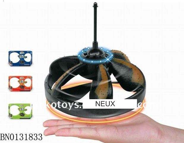 UFO BRAINPOWER REACTION DEVICE / FLYING DISK