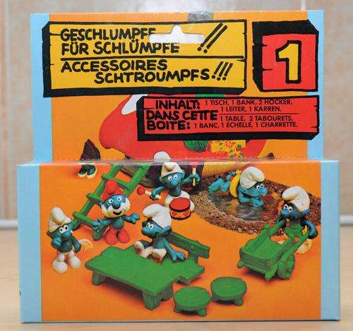 Schleich Smurf Garden Playset 40030 - Mint in Box (Never been opened)