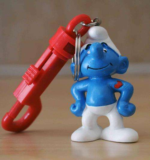 Schleich Hefty Smurf - MINT (Smurf 20429) (Keychain Version)