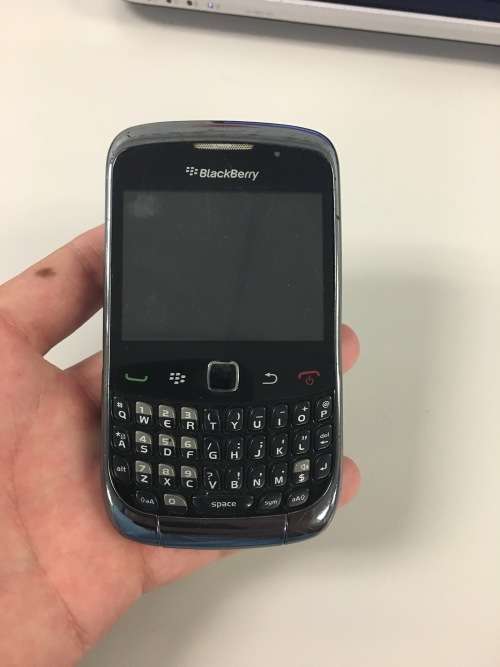 LOCAL STOCK Blackberry 9300 with box *****R1 SALE