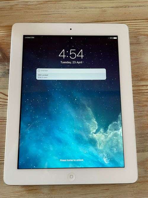 iPad`s For Sale 9/10 needs Passcode Unlock