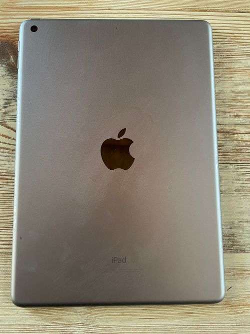 iPad`s For Sale 9/10 needs Passcode Unlock