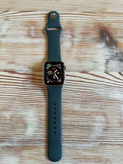 Apple Watch Series 4 GPS