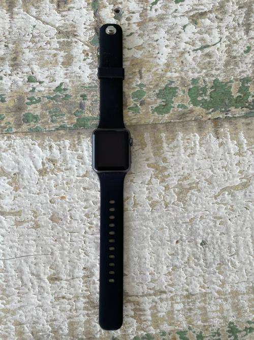 Apple Watch Great Condition but reboots