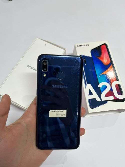 Samsung Galaxy A20 DUAL SIM with box