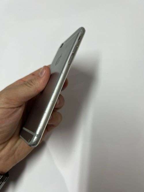 iPhone 6 32gb stuck on startup screen FREE Shipping