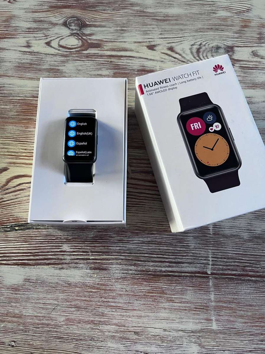 Huawei Fit Smartwatch with box and extra strap