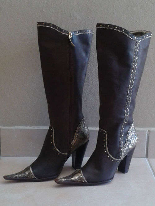 **FREE COURIER: Ladies Genuine Leather Cowboy Boots** SALE