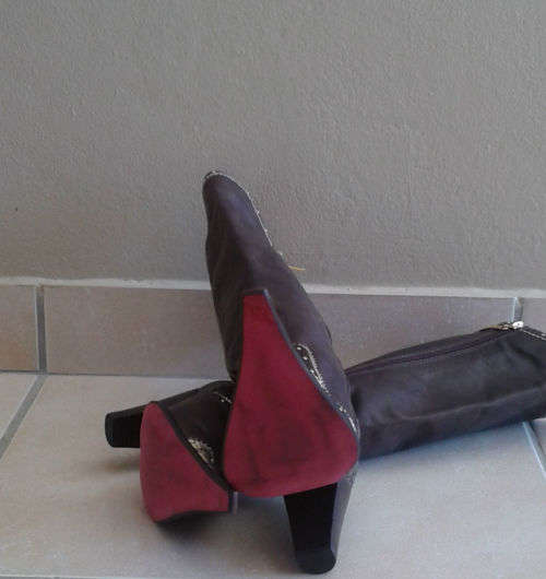 **FREE COURIER: Ladies Genuine Leather Cowboy Boots** SALE