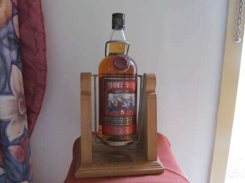 THREE SHIPS WHISKY 5 YEAR OLD