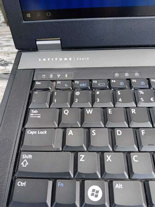 **BARGAIN** Like New - Dell Latitude i3 Laptop