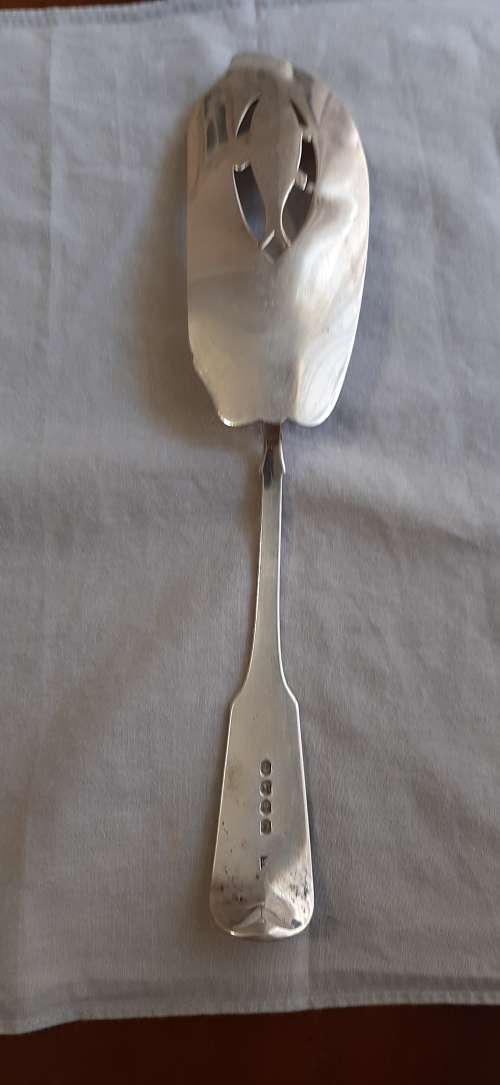 Vintage Hallmarked Silver Fish Slicer/Lifter.30cm Long. R 575.00 View scans