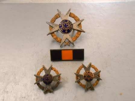 Chaplain Badge set & Balkie *** Balkie very hard to find ***