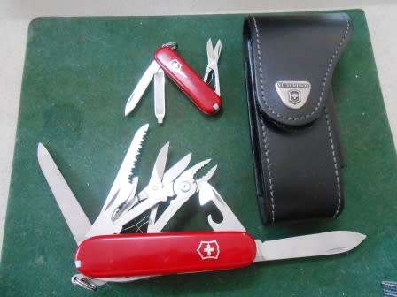 Swiss Army Knife Set