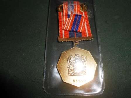 Pro Patria Medal Set *** Full Size and Miniature , Full size is a loose suspender ***
