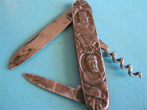 Paul Kruger Pocket knive with cork screw - blades in good condition see pics